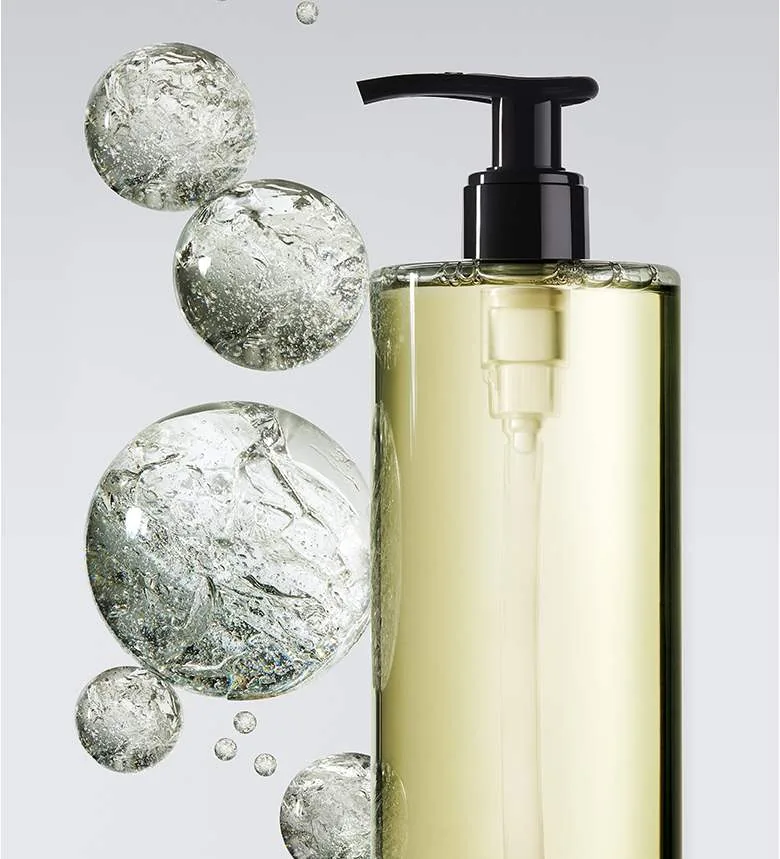 Universo e ingredientes de Cleansing Oil